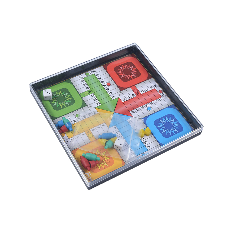 Hordozható műanyag tok, klasszikus repülő sakk (Ludo) játék